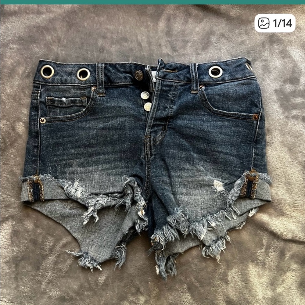 Altar’d State Button Fly Grommet Waist Cut Off Denim Shorts 25 Regular Wash